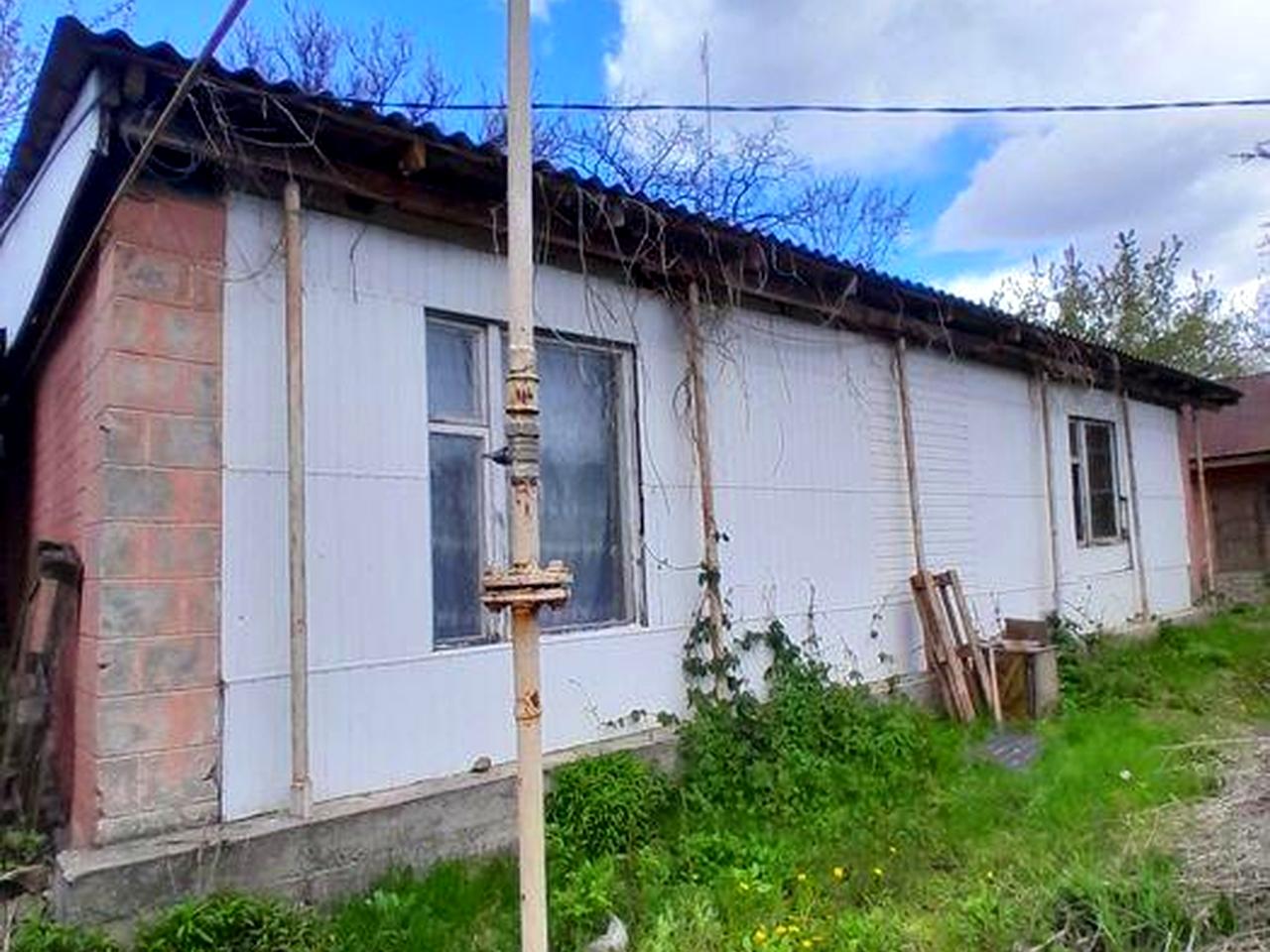 Продам будинок  м. Богуслав