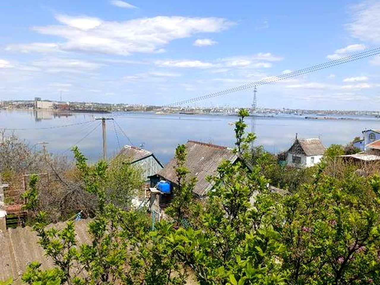 Продаю дачу Велика Корениха ( Сади 4 )