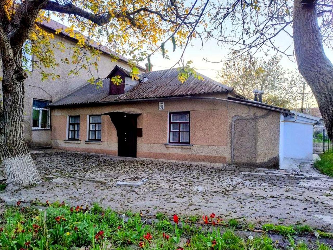Продам 3 кімнатний будинок-квартирного типу