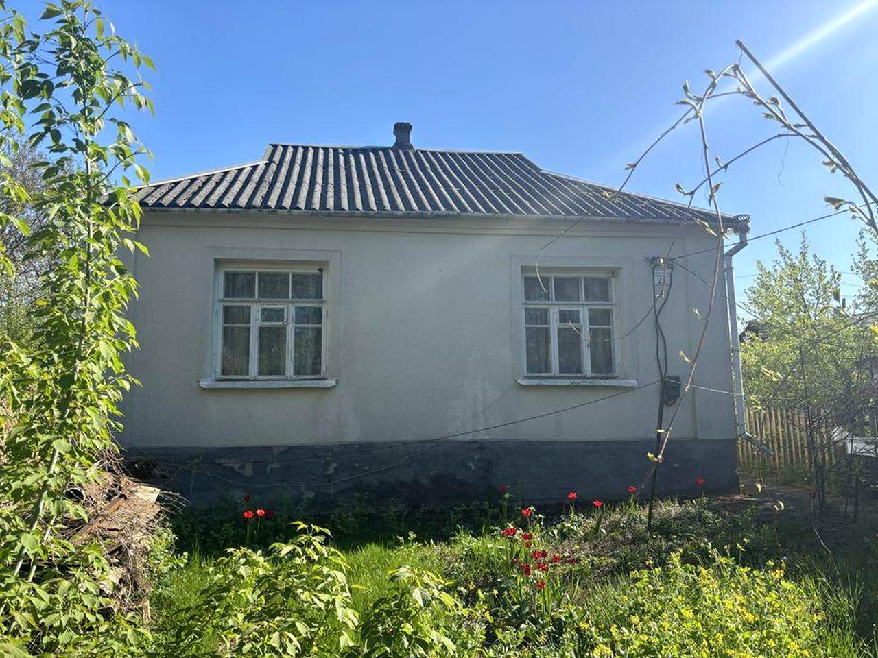 Продам добротний ,утеплений будинок біля ставка