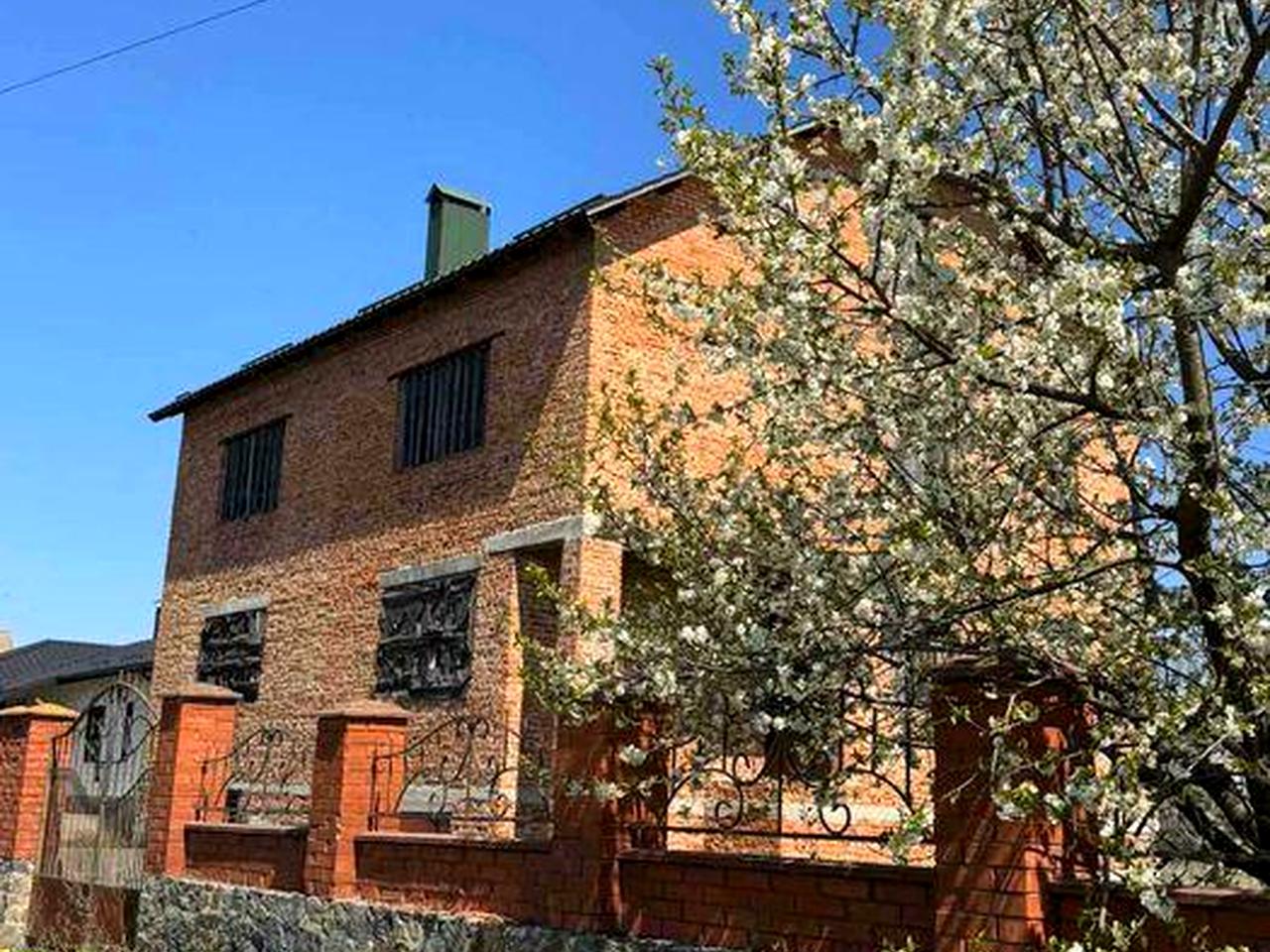 (5) Продам будинок в Хмільнику 7050