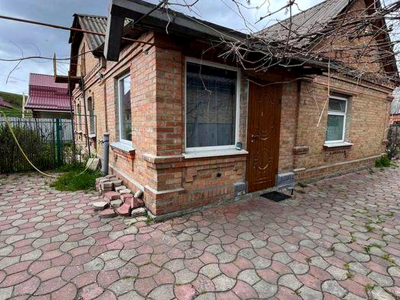 Продам будинок в районі ріфу