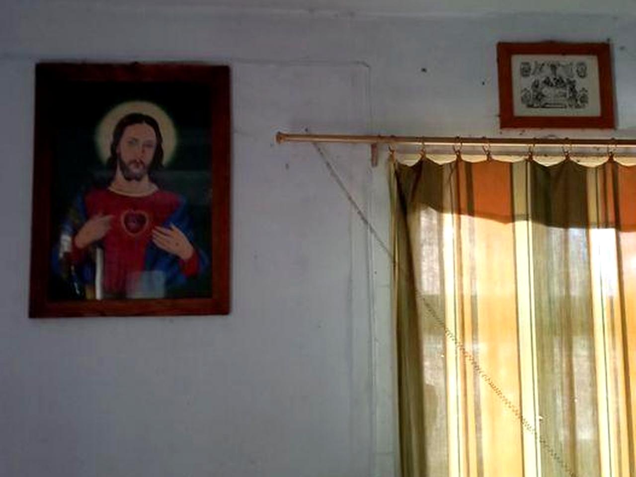продам  деревяну хату