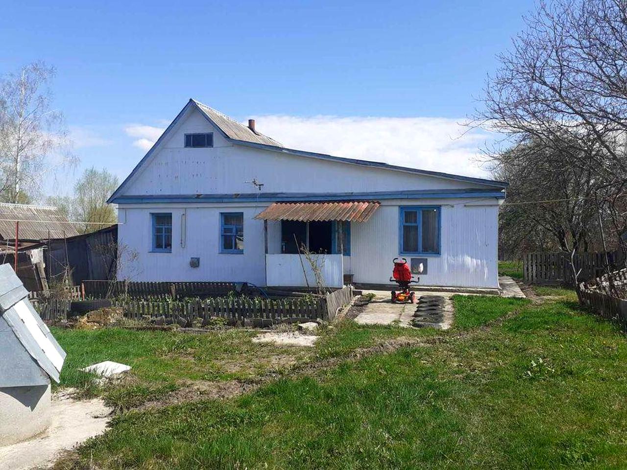 Продам дім ,район дружби гали