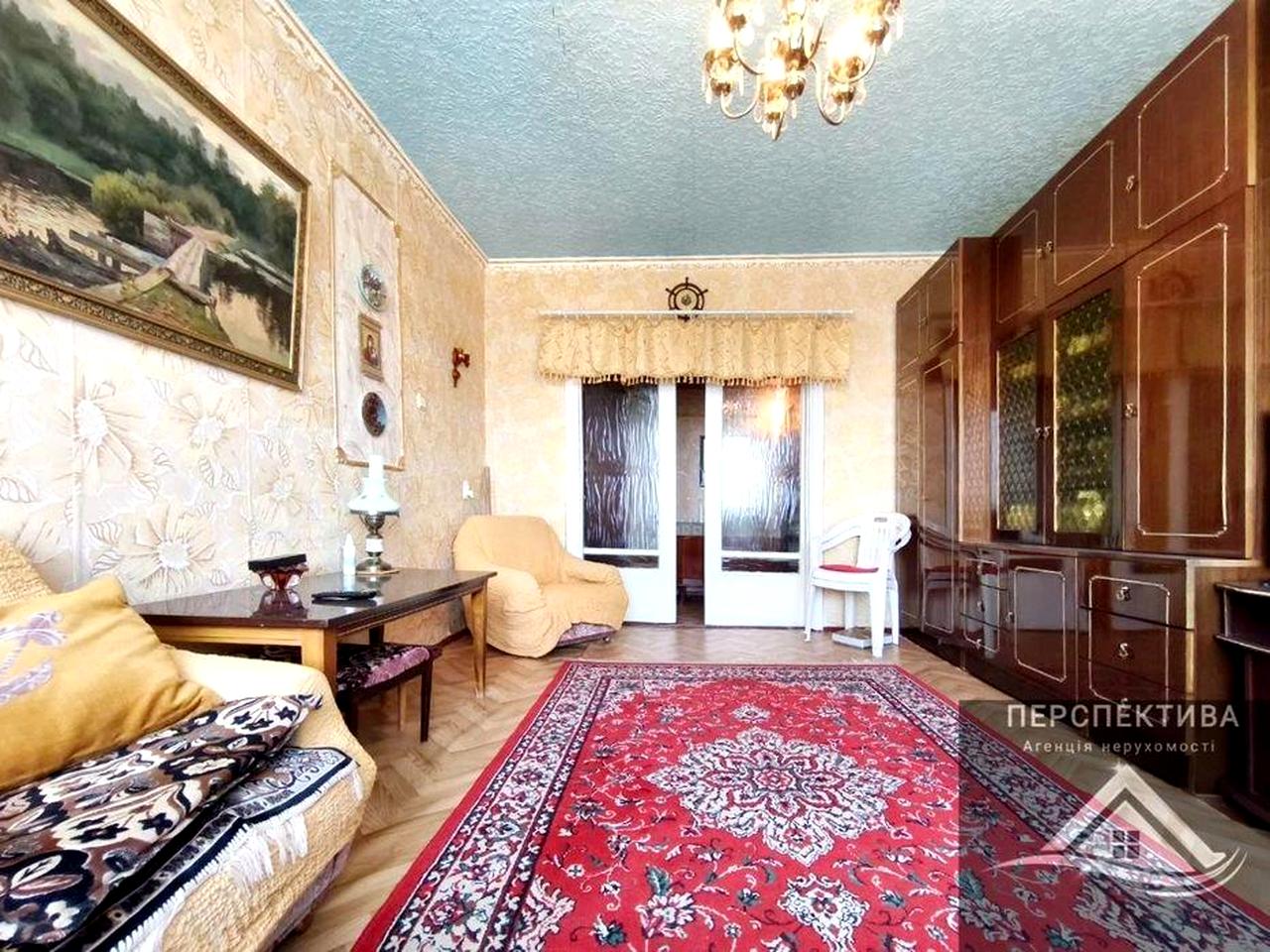 єВідновлення розглядаємо! Центр/Петропавлівська. 3-к. квартира
