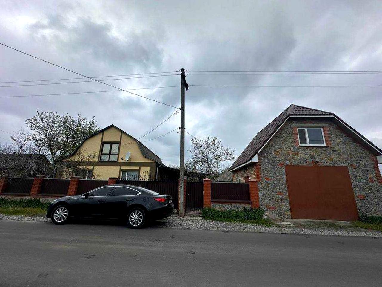 продаж будинку м. Сквира