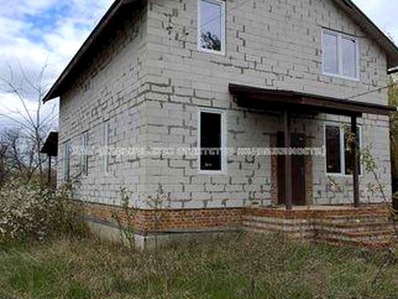 Продам будинок два поверха в Високом. Е06