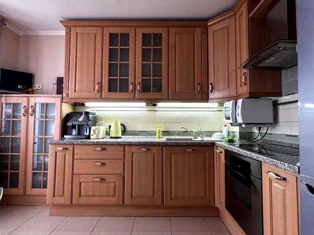 Продам 4к квартиру вул. Писаржевського, Центр
