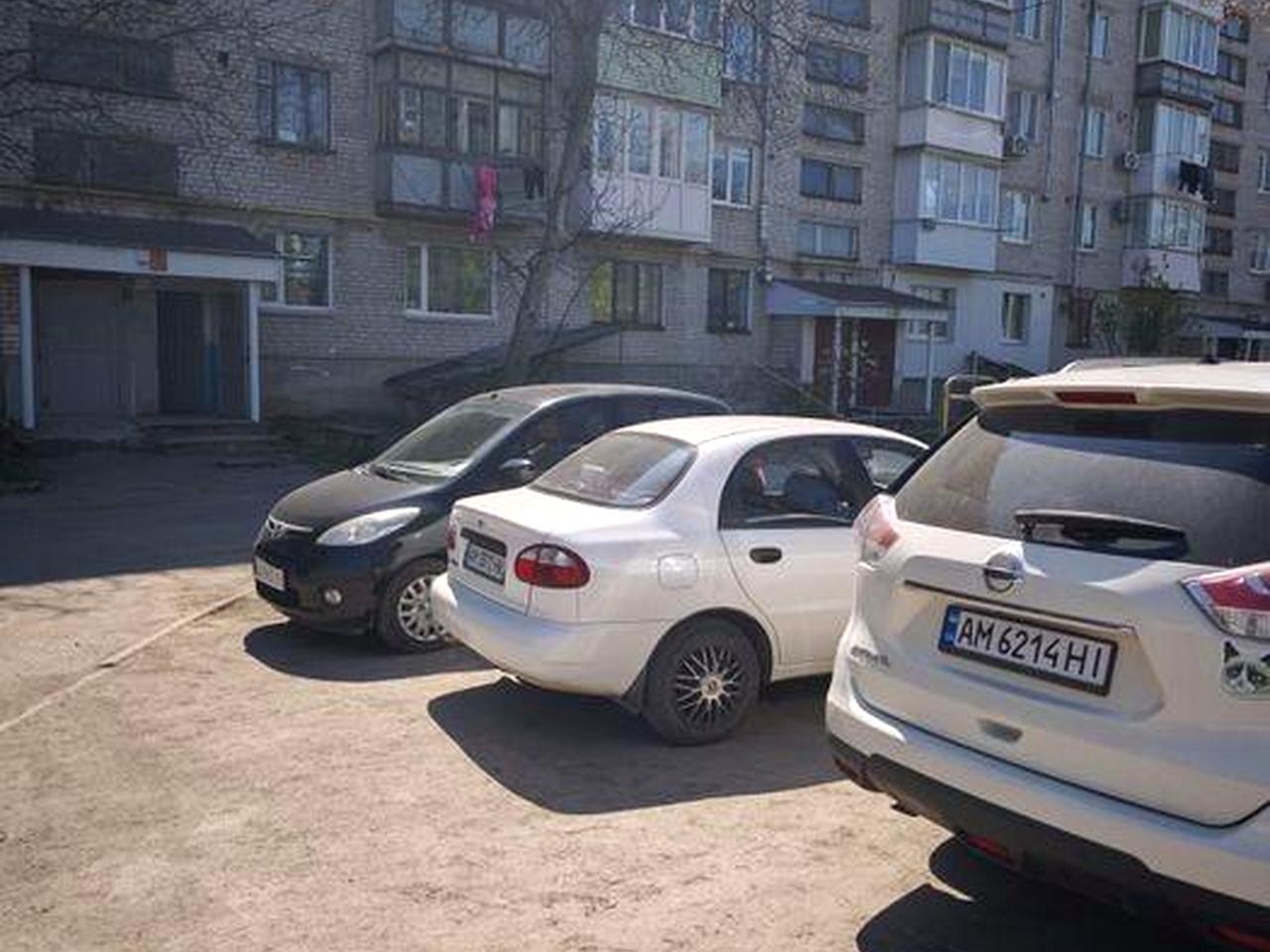 Продається 3 кімнатна квартира