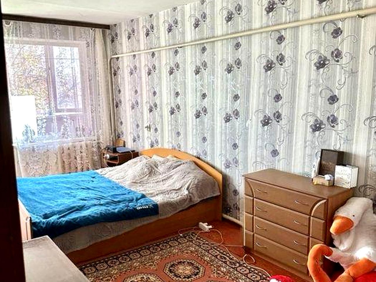 Продається двокімнатна квартира в м. Миронівка, Обухівський район, по вулиці Соборності, район ПМК.