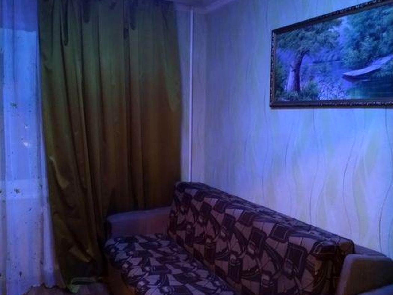 Вараш.Здам 2 кімнатну квартиру ,3 поверхм-н Будівельків,на 3-4 місяці