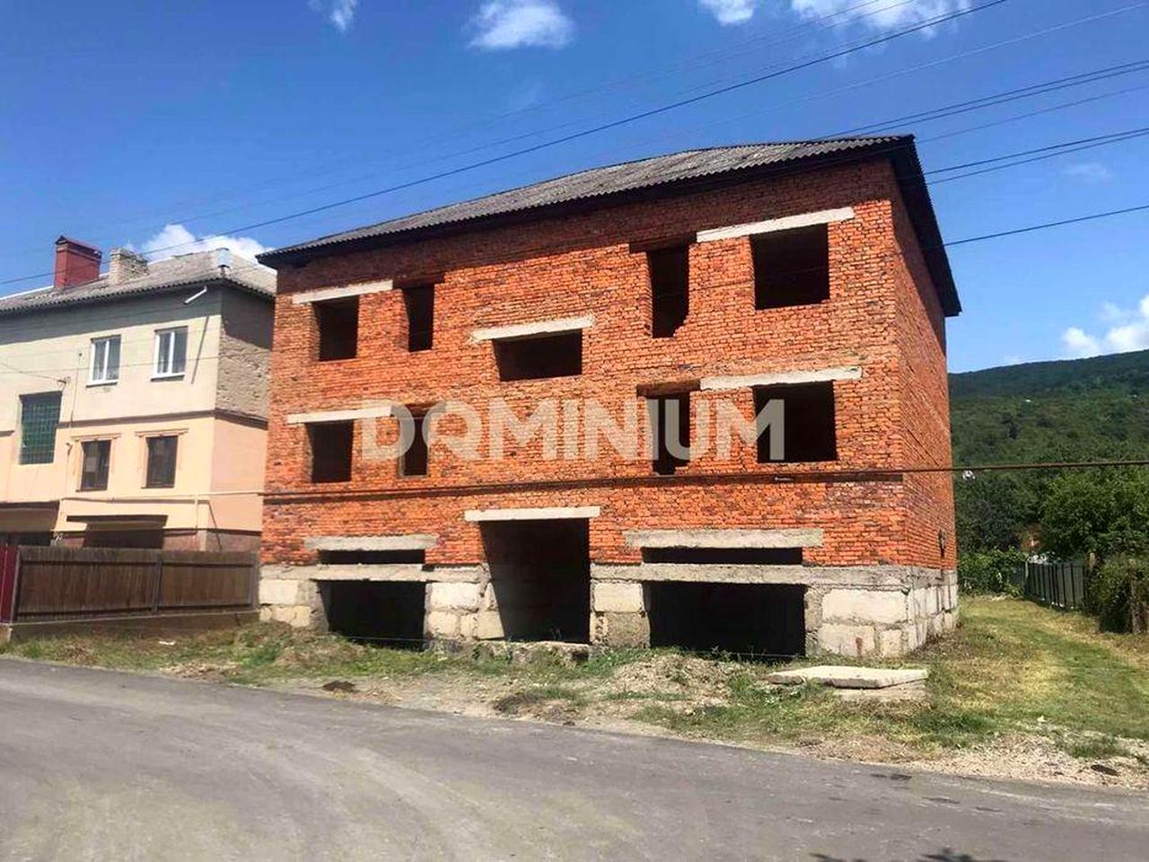 Продаж.Будинок під інвестиції чи власне житло м.Виноградів
