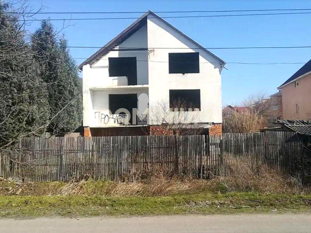 Продається недобудова в м. Виноградів вул. Заводська 65