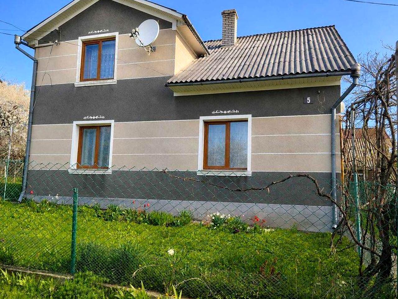 Затишний будинок