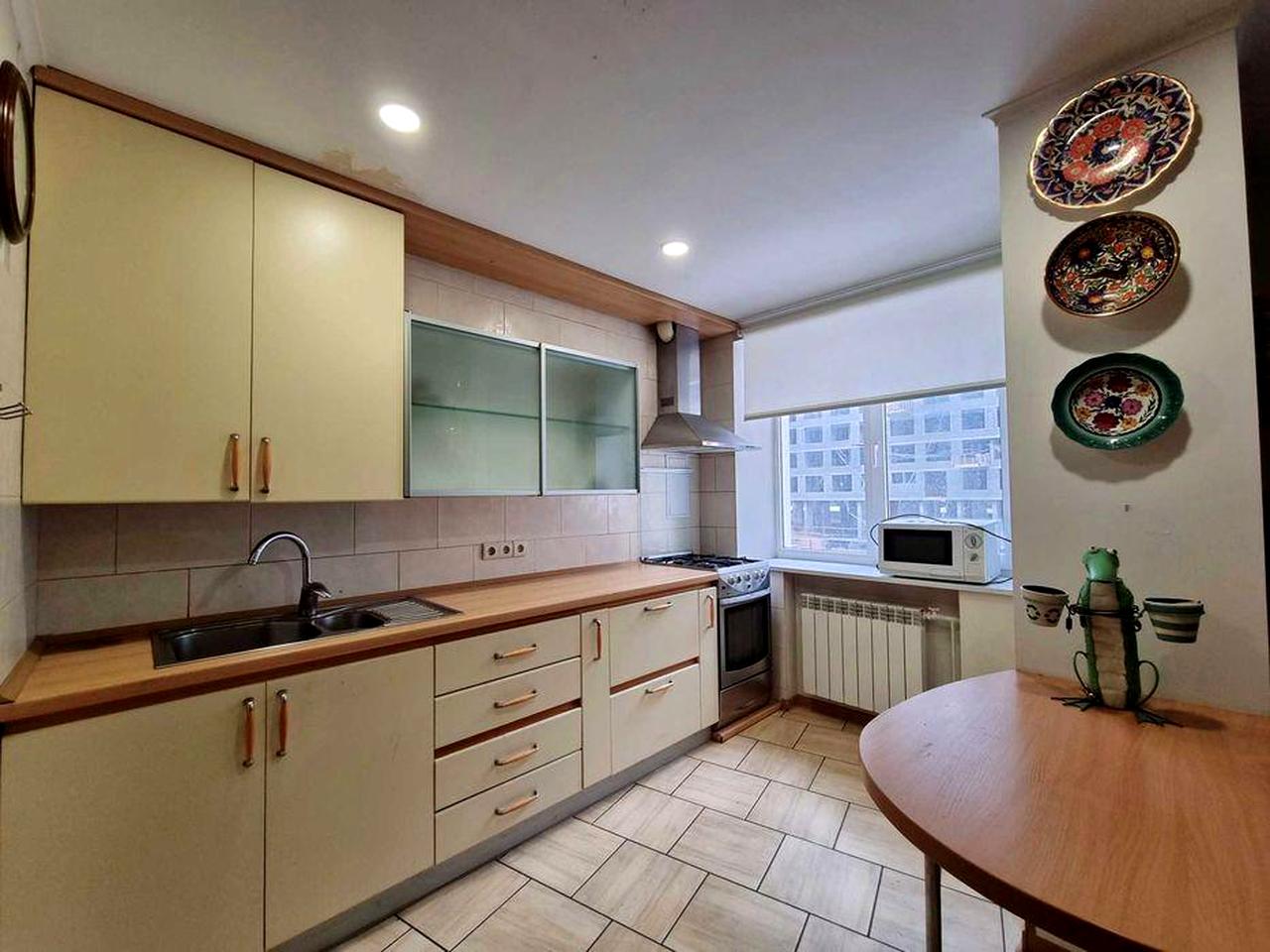 БЕЗ% Продаж трикімнатної квартири Studio 68m2 Метро Сирець Дорогожичі
