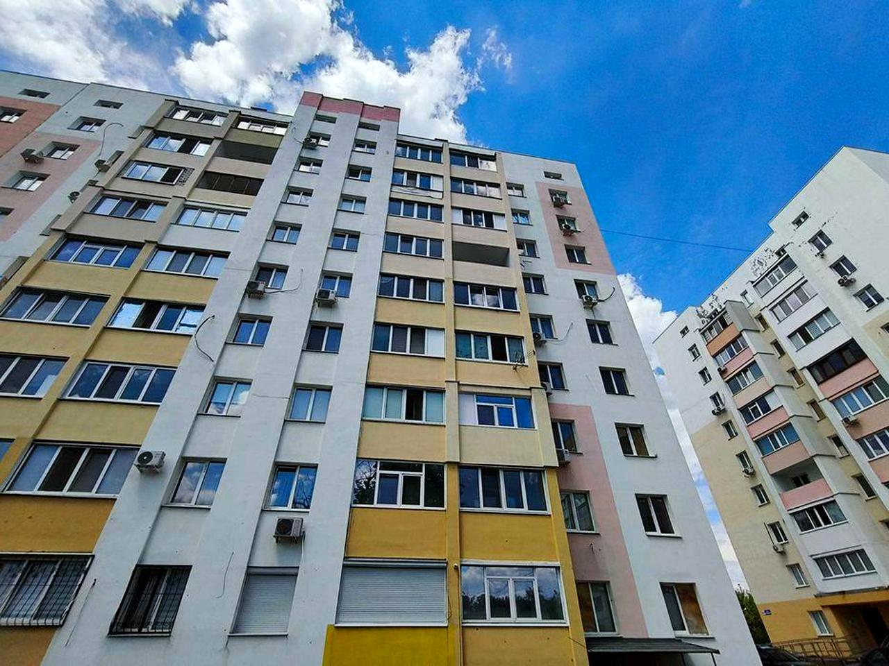 Аналогов нет! ЖК Мира 2, ул Мира, 23! Продам 1 ком квартиру пл 38.6м2! Дом давно Обжит и Заселен! A ЖК Мира 2