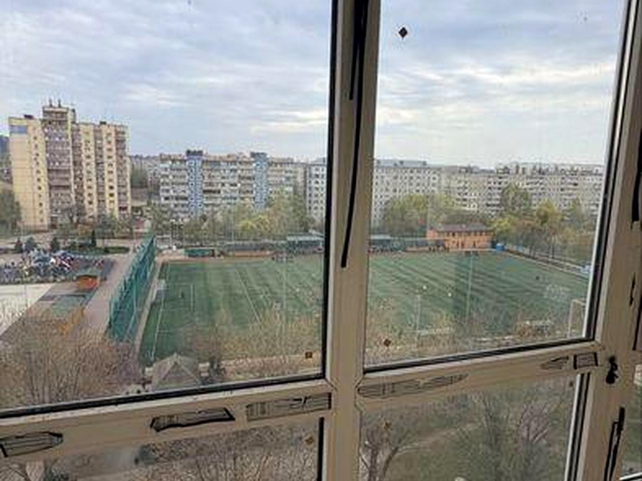 Продаж! ТОП локація Центр Вишневого вул. Європейська 31А  2к 86 м² двостороння вид на стадіон