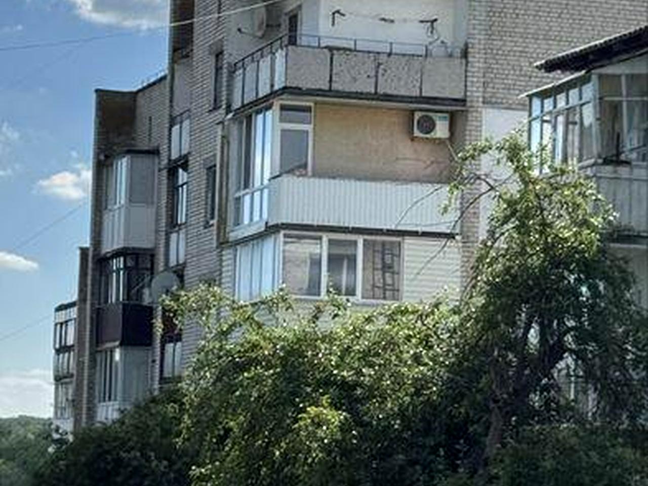 Простора 2-кімнатна квартира 49 м² з індивідуальним опаленням та 2 балконами | м. Тальне