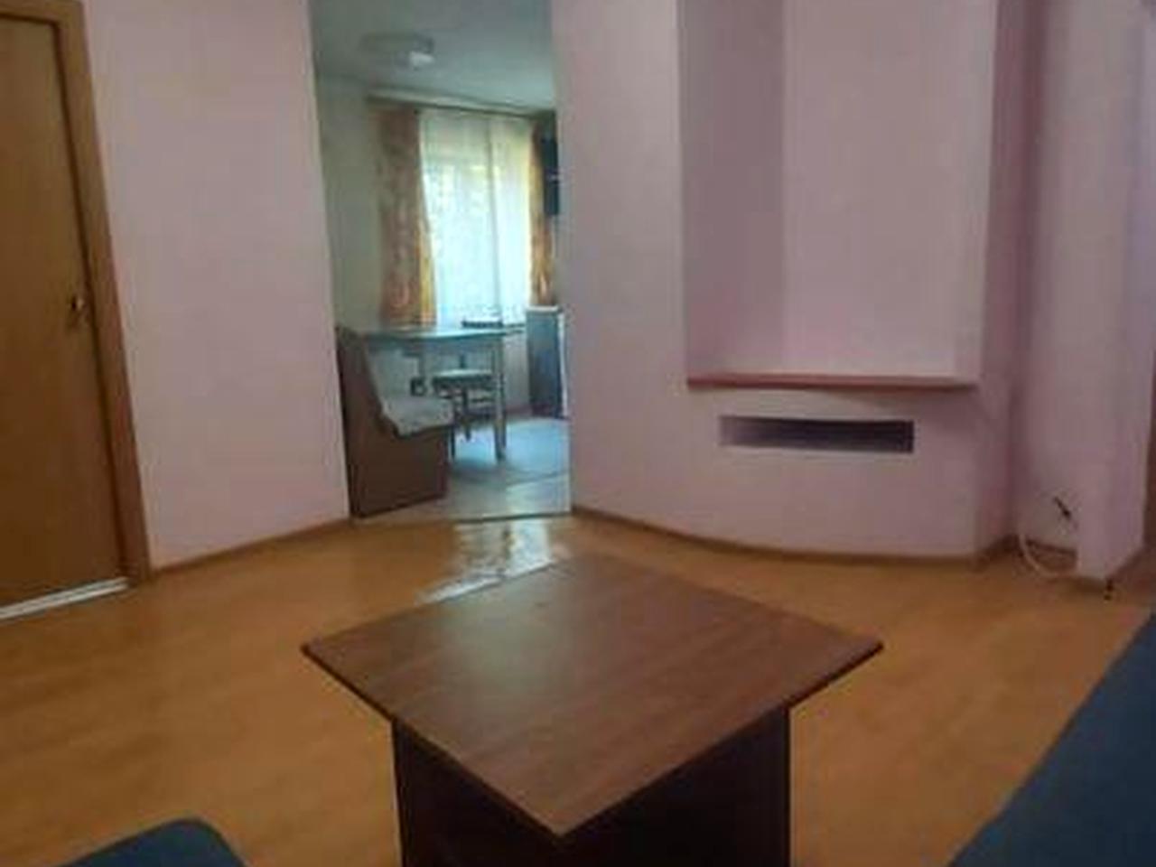 Квартира в Черьомушках, вул. Окружна