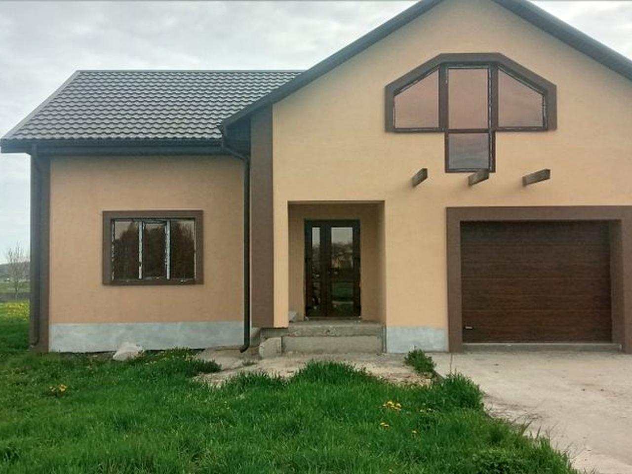 Продам будинок. Пятнадцать соток участок. Будинок новий але без ремонт