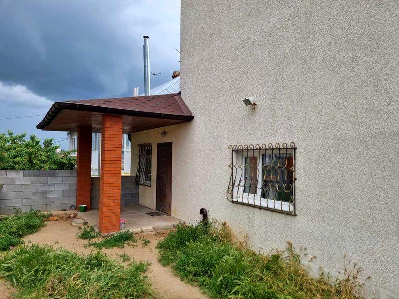 Продам трехэтажный Дом в Корабельном (р-н Жукова)