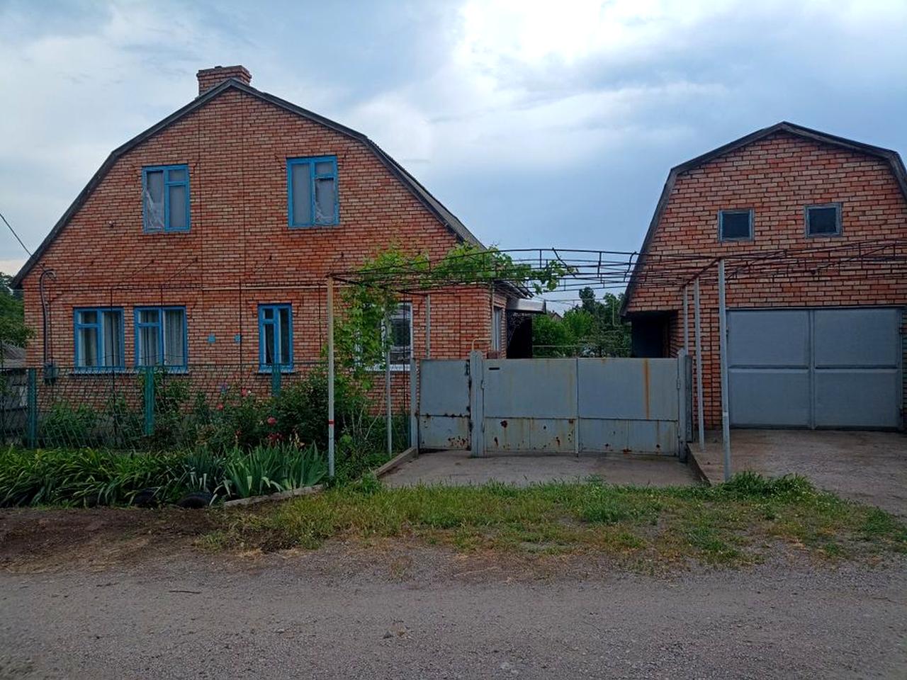 Дом район Новопавлівка