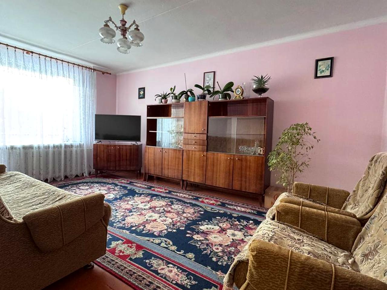 Заводська, 1
