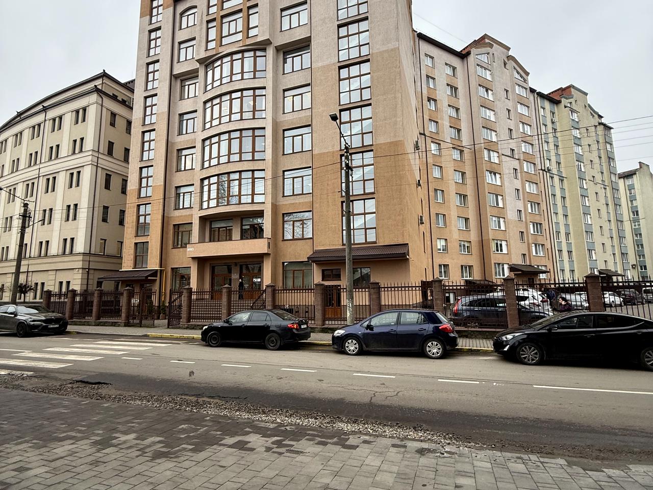 Владики Софрона Мудрого вул., 39