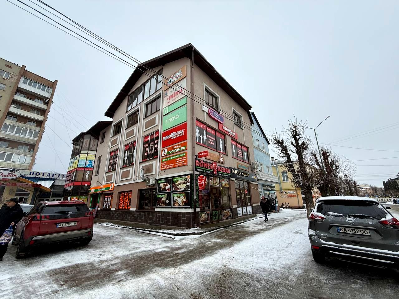 Грушевського вул., 2а