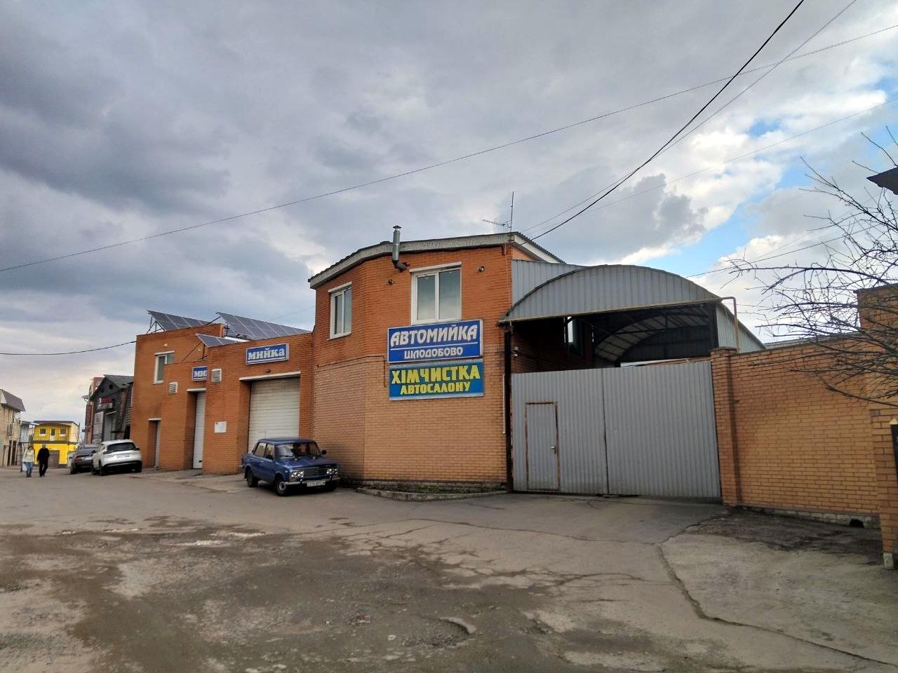 Героїв Крут вул. (Черепіна), 26