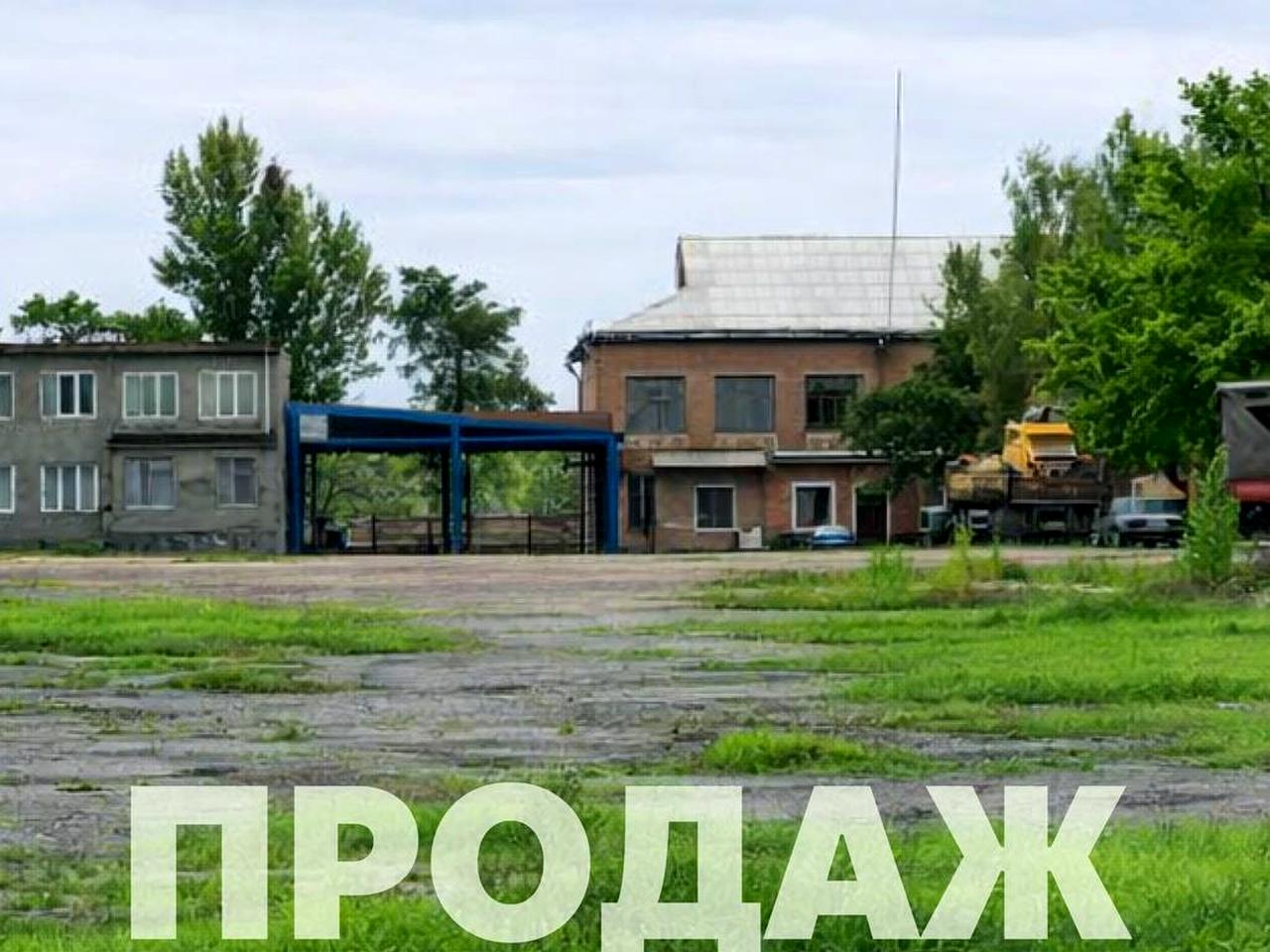 Низгірецька вул., 7