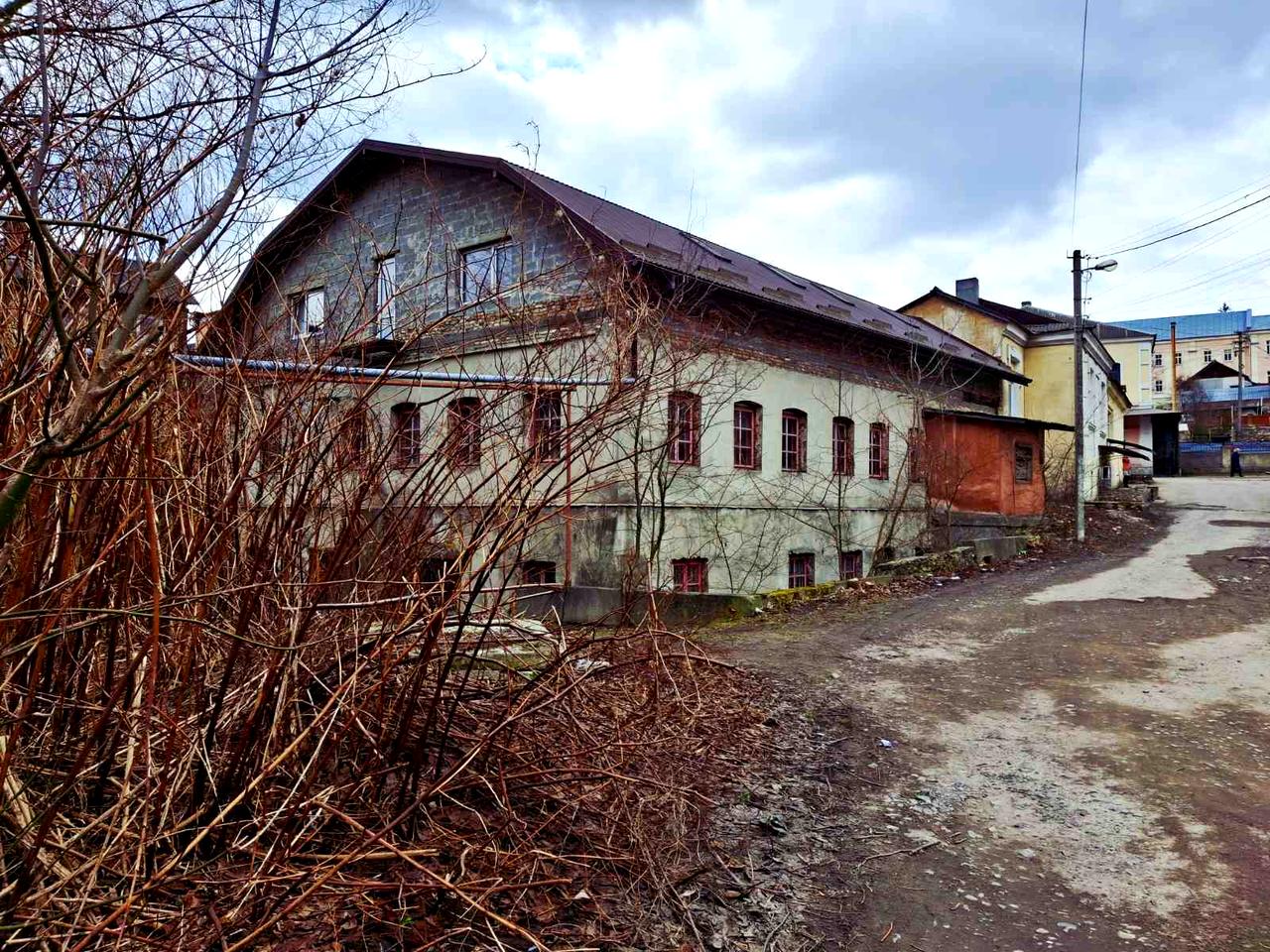 Михайла Кривоноса вул. (Котовського), 2
