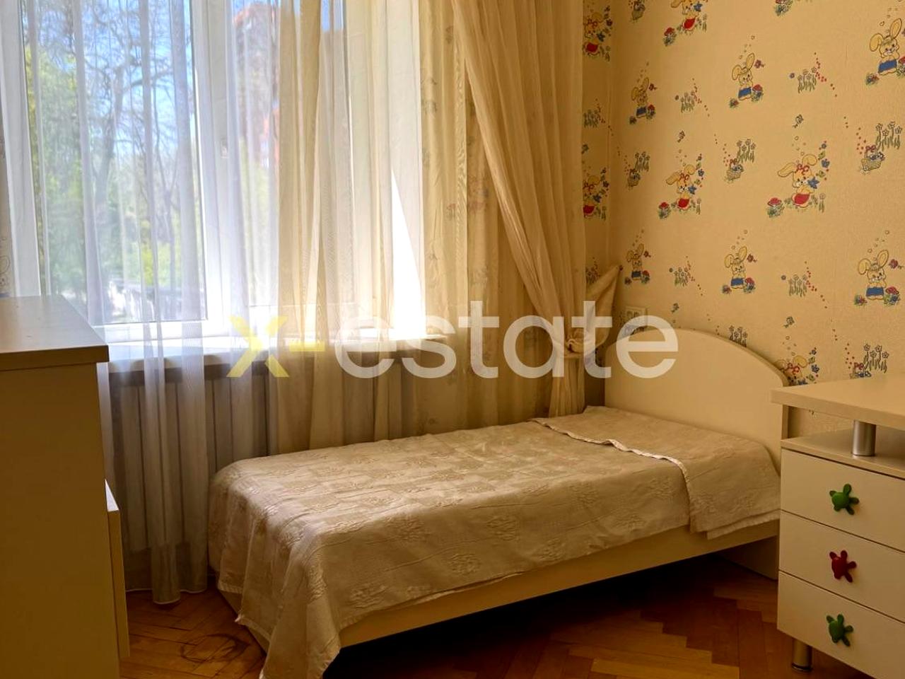Героїв Крут вул. (Фурманова), 14