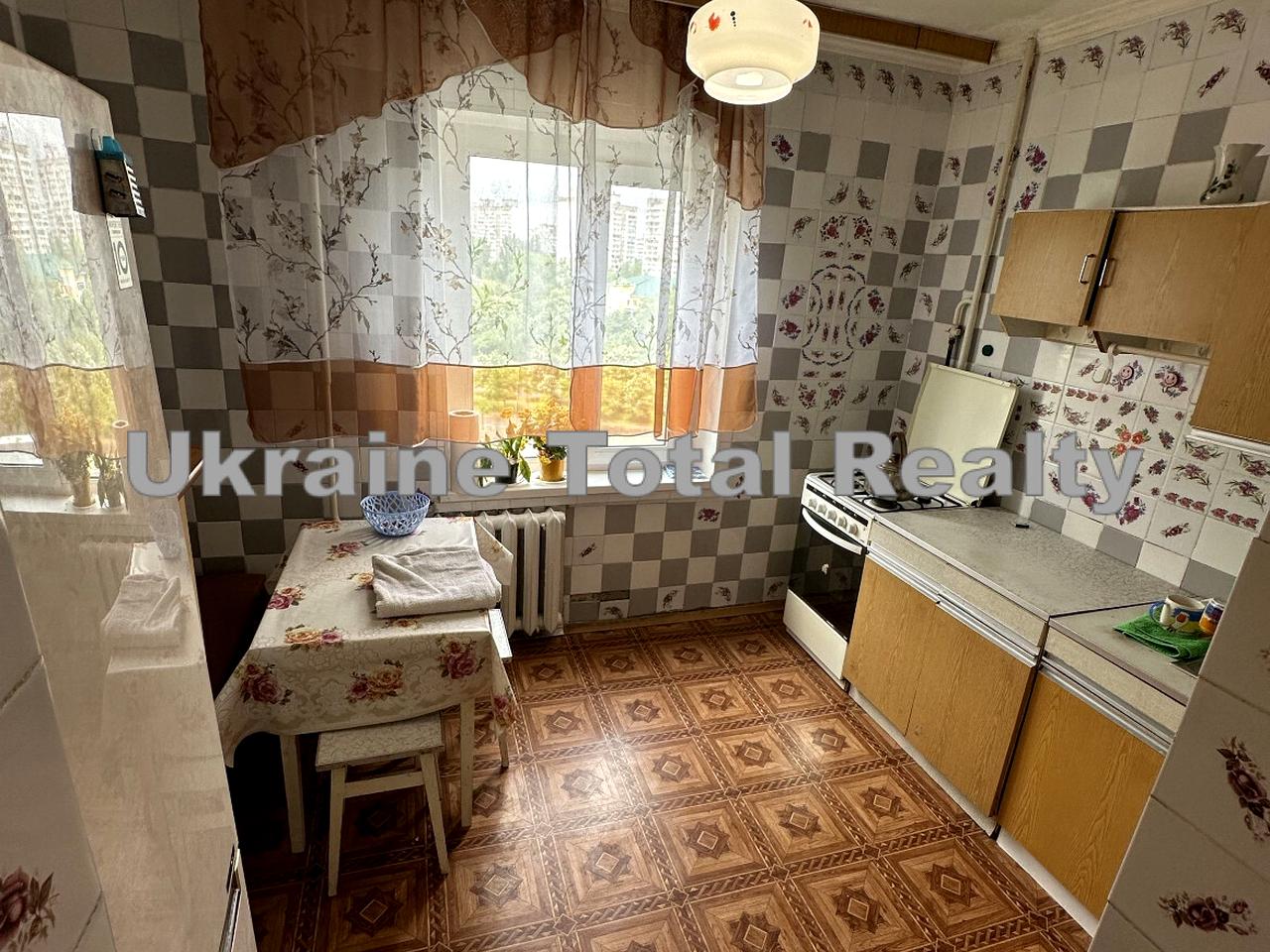 Архітектора Вербицького вул., 24