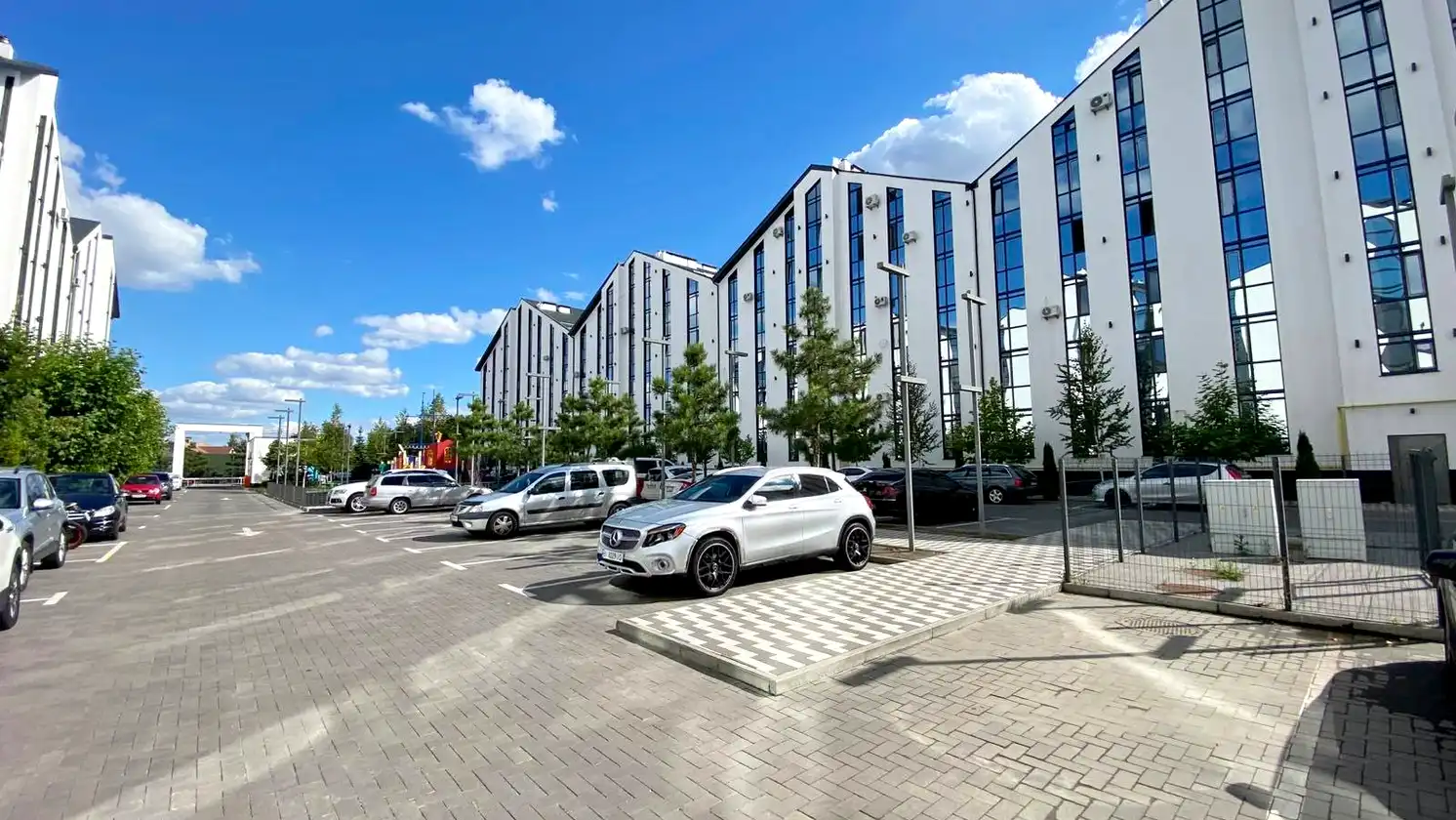 Фото: 1-кімнатна квартира з ремонтом у ЖК Aura Center