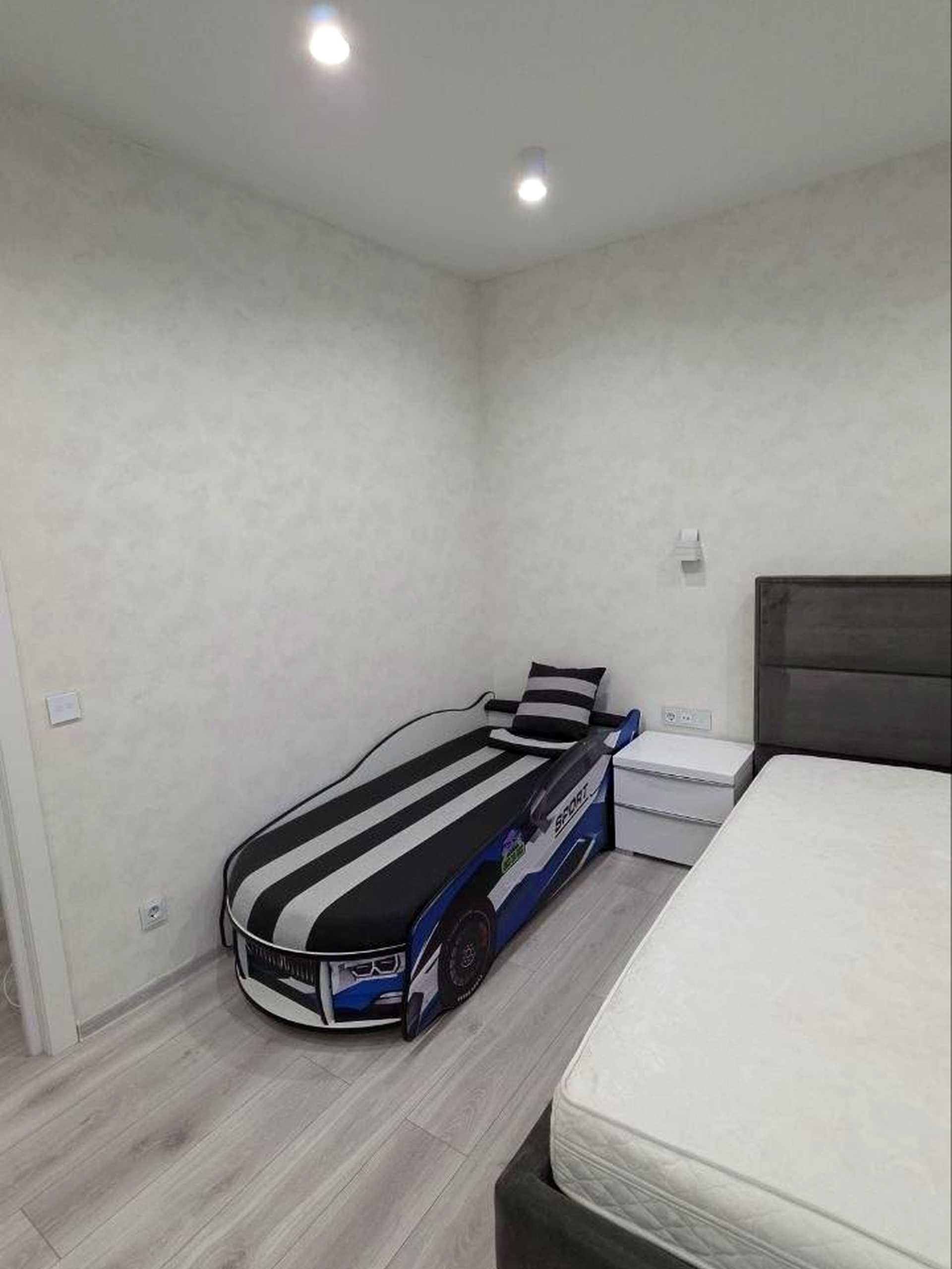 Оренда 2-кімнатної квартири, 74 м² — Дарницький район 2