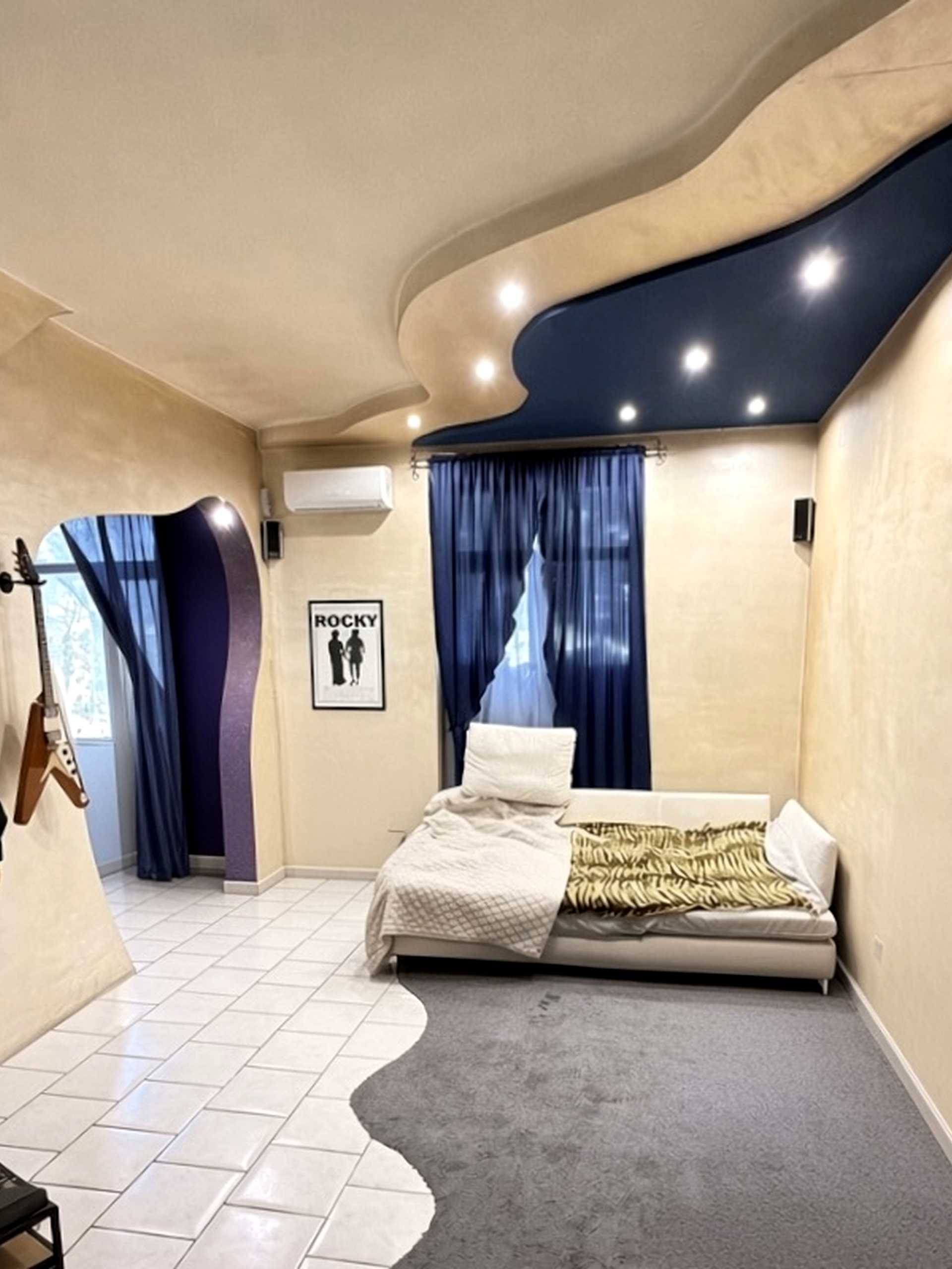 Продаж 3-кімнатної квартири, 70 м² — Святошинський район 2