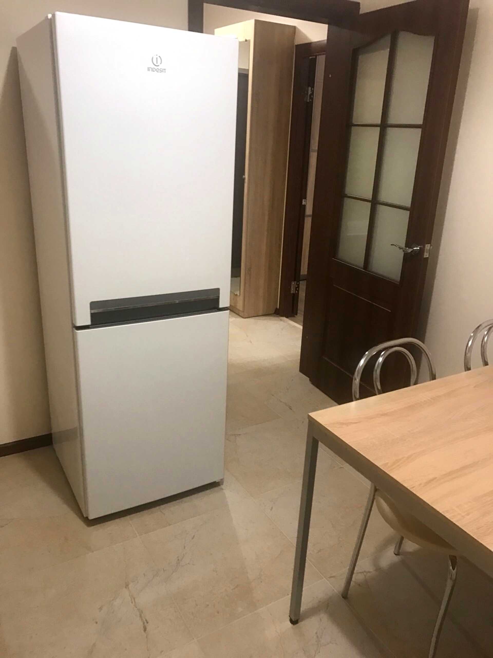 Продаж 1-кімнатної квартири, 37 м² — Дарницький район 3