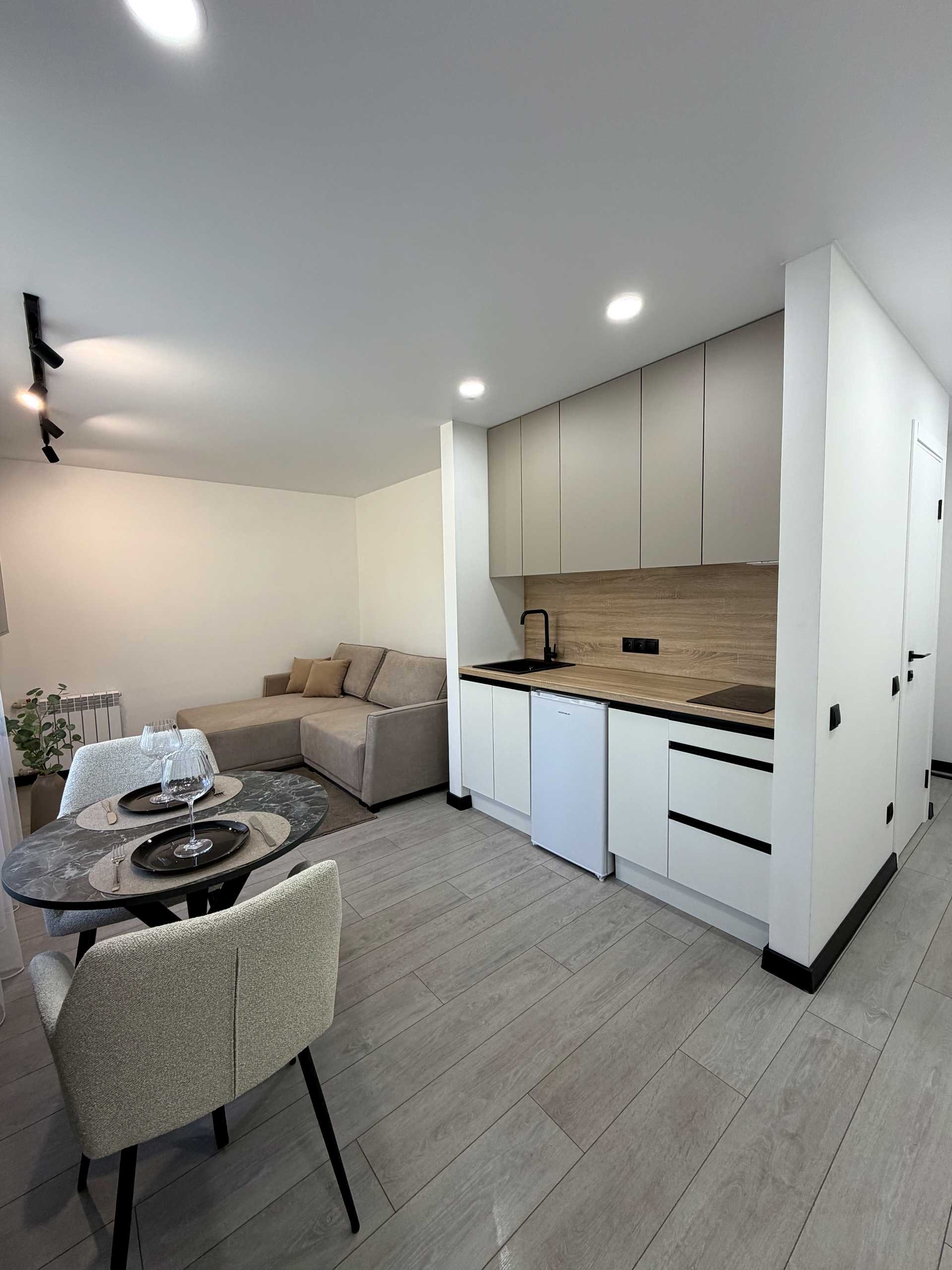Продаж 1-кімнатної квартири, 25 м² — Дніпровський район 3