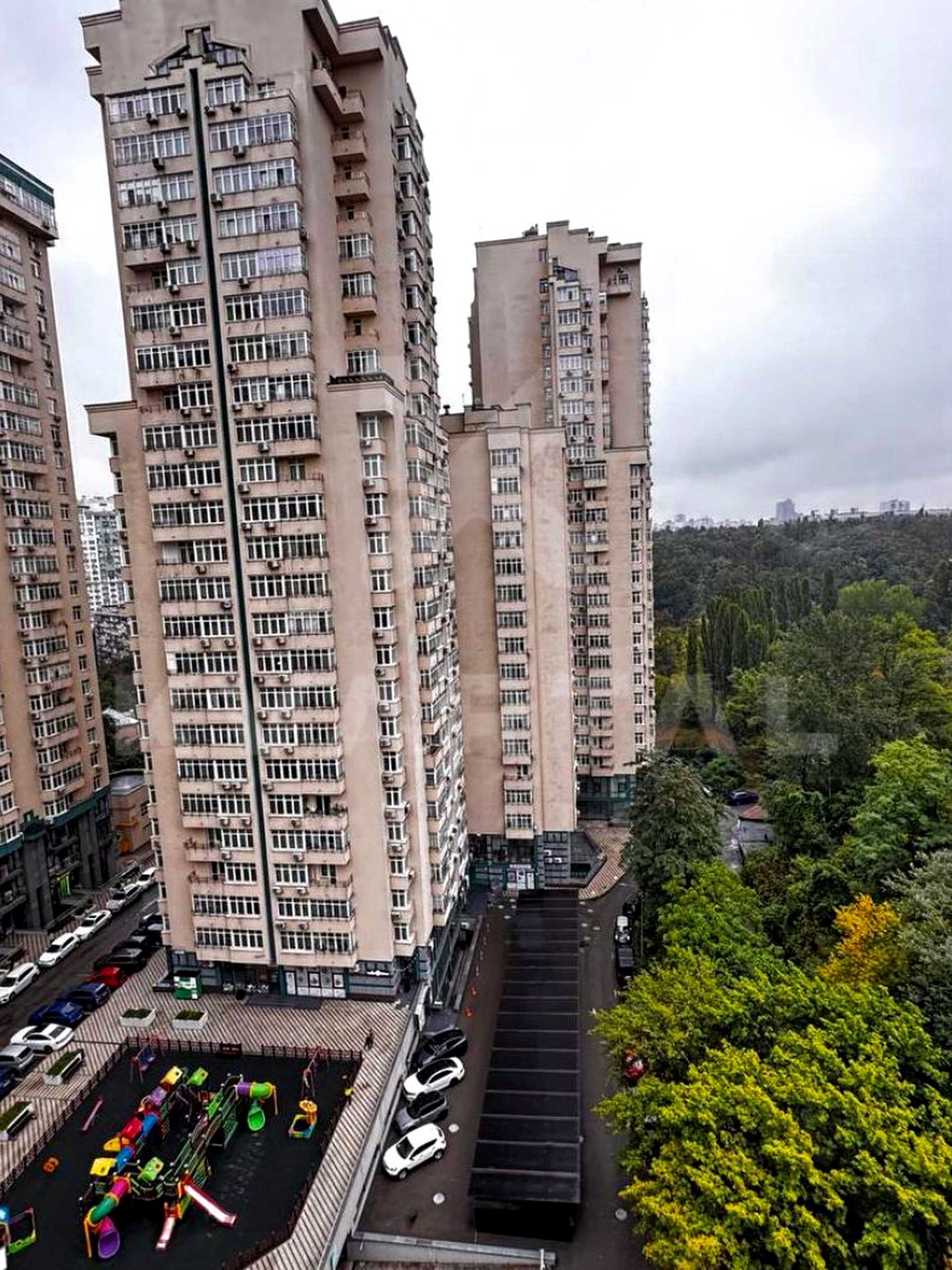 Продаж 1-кімнатної квартири, 43 м² — Солом'янський район 2