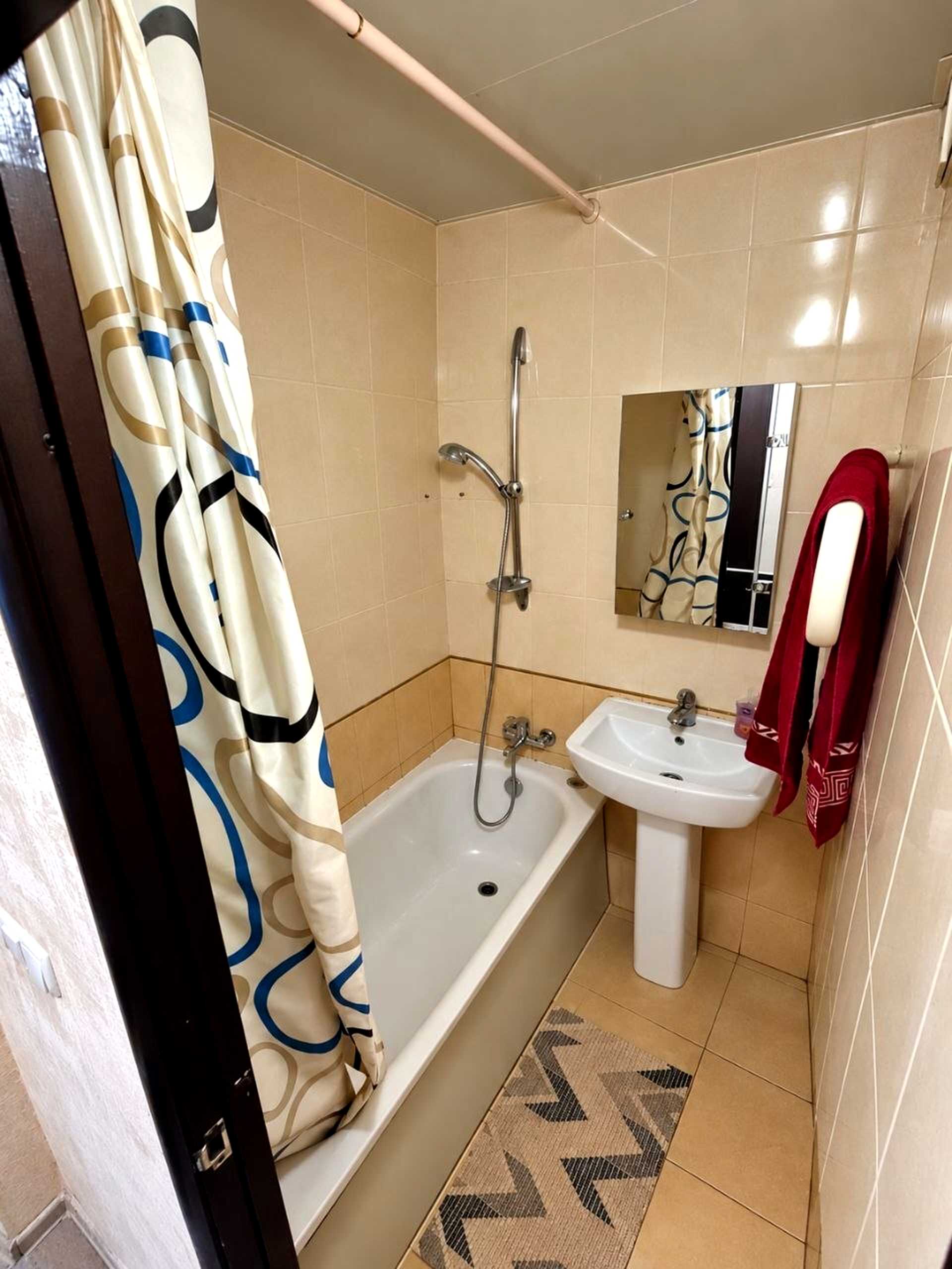 Оренда 1-кімнатної квартири, 42 м² — Дніпровський район 5