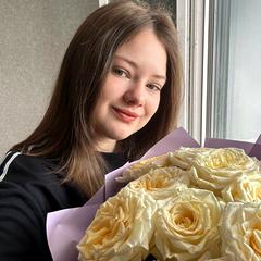 Корнієнко Євгенія