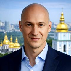 Бондарев Євген