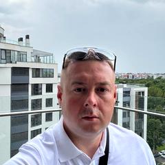 Лукенів Любомир