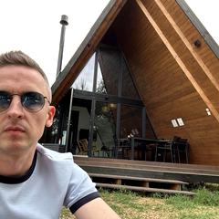 Андрій