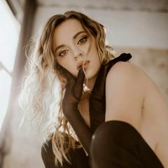 Медяник Юлія