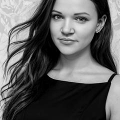 Шершень Людмила