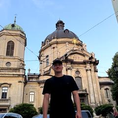 Дніпровський Володимир