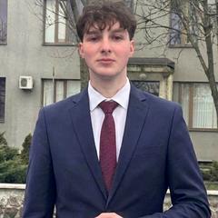 Бузницький Максим