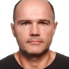 Максим